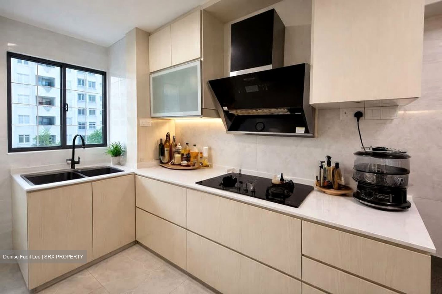 Blk 807 Woodlands Street 81 (Woodlands), HDB Executive #543940811